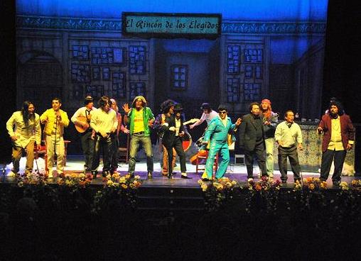 Los finalistas del concurso del Carnaval de la Luz se conocerán esta noche tras la última semifinal