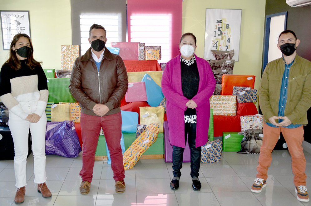 23 familias de Punta Umbría reciben sus regalos de Reyes Magos gracias a la campaña 'Sonríe con un Juguete'
