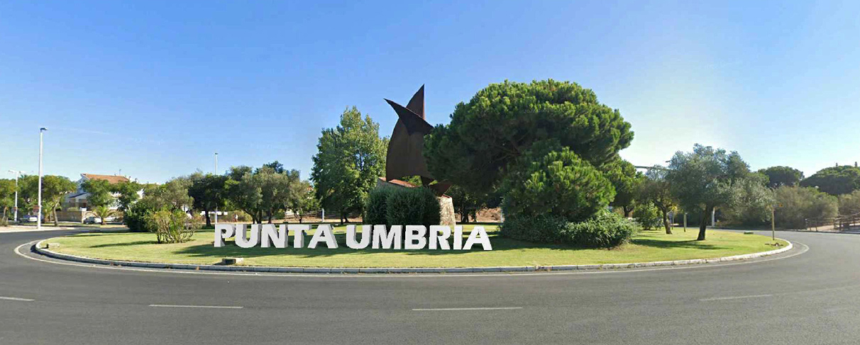 El alcalde aprueba el contrato para la reposición de la iluminación y las letras ornamentales de la rontonda de acceso a Punta Umbría